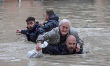 Ondata di maltempo in Emilia-Romagna: 13 mila sfollati, 4 dispersi e 9 morti