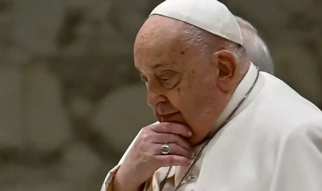 La politica di Papa Francesco: contro i muri ma anche l’aborto