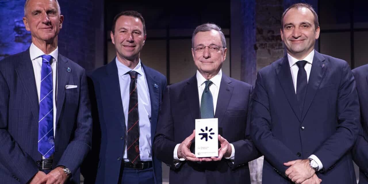 Draghi premiato al Politecnico di Torino per la visione europea sull’innovazione