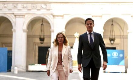 Italia e NATO, Meloni incontra Rutte: spese militari al centro del bilaterale