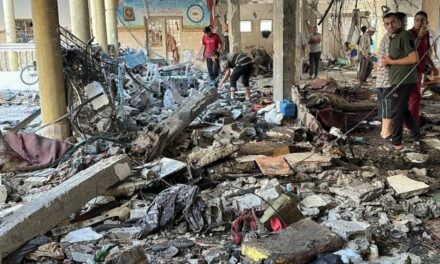Gaza sotto assedio: 14 morti nei raid israeliani, Hamas perde il controllo e cresce la pressione internazionale