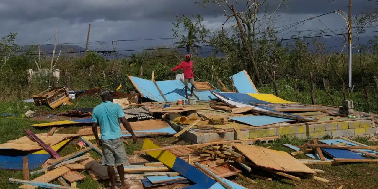 Giamaica in emergenza sangue dopo l’uragano Melissa