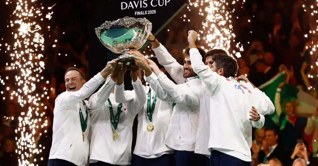 Italia trionfa in Coppa Davis: terzo titolo consecutivo e dominio totale sulla Spagna