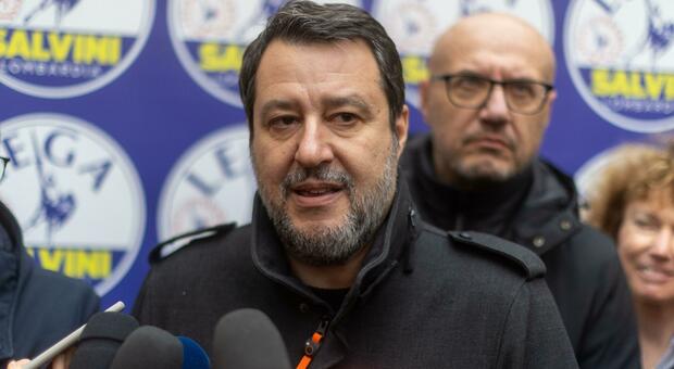 Autonomia regionale: la promessa di Meloni alla Lega e le manovre di Salvini per rilanciare il partito