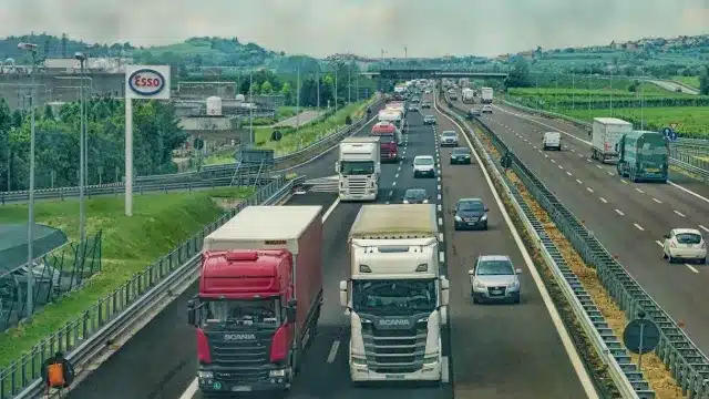 Autostrade, dal 2026 rimborsi ai viaggiatori per i disagi da cantieri: così cambia il pedaggio