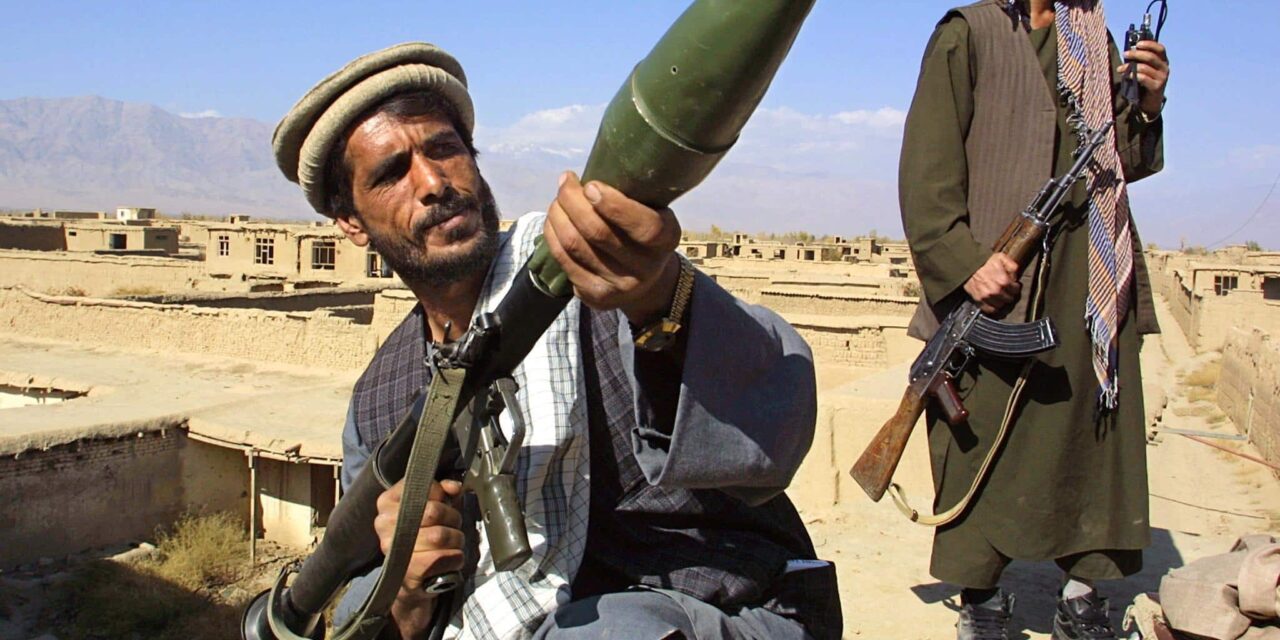 Accordo miliardario tra Pakistan e Libia: venduti caccia e armi nonostante l’embargo ONU