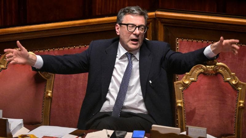 Giorgetti difende la manovra al Senato: “Prudenza non è austerità. L’Italia torna credibile”