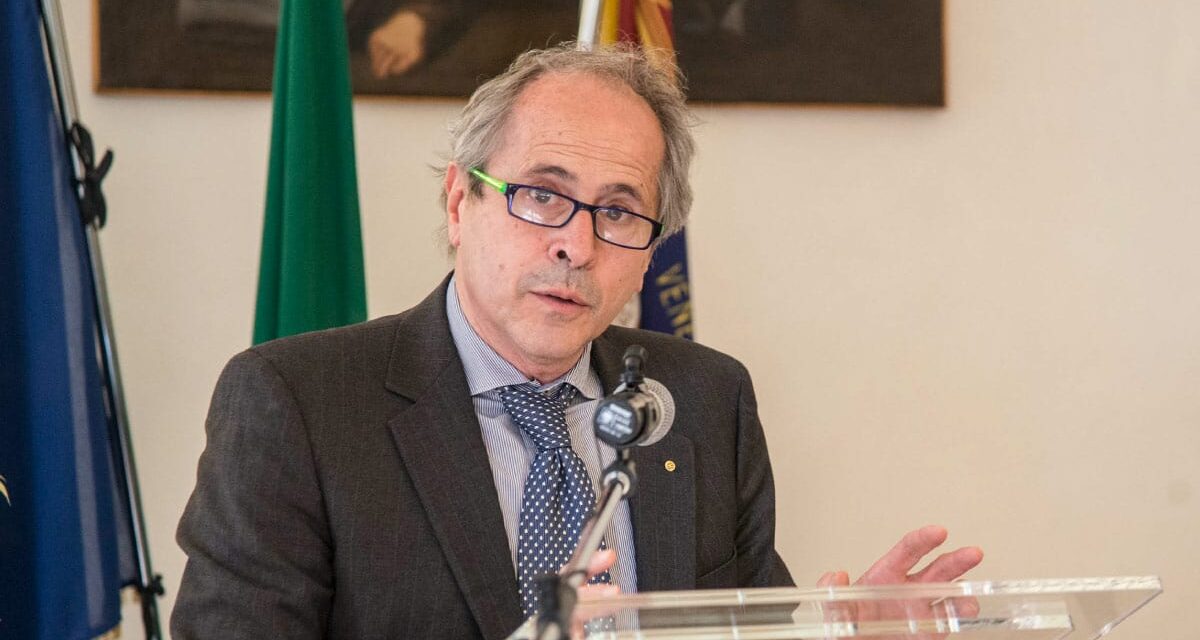 Università e concorsi “su misura”, Crisanti attacca il sistema: «Così si perde credibilità»