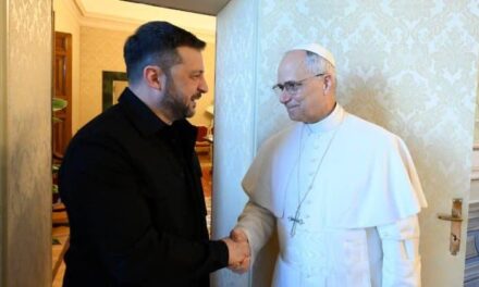 Colloquio a Castel Gandolfo tra Papa Leone XIV e Zelensky