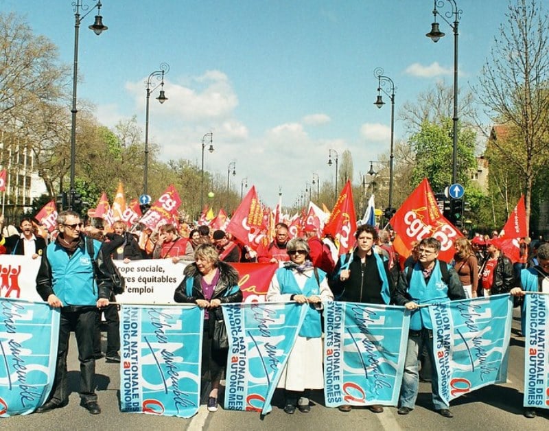 Regno Unito, cresce la pressione su Starmer per rientrare nell’Unione doganale europea