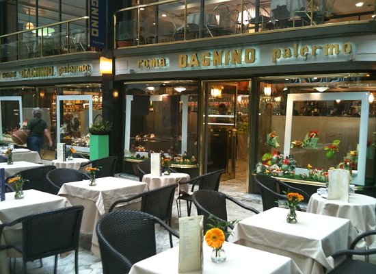 Vertenza Dagnino, rinviato lo sfratto per la storica pasticceria siciliana di Roma