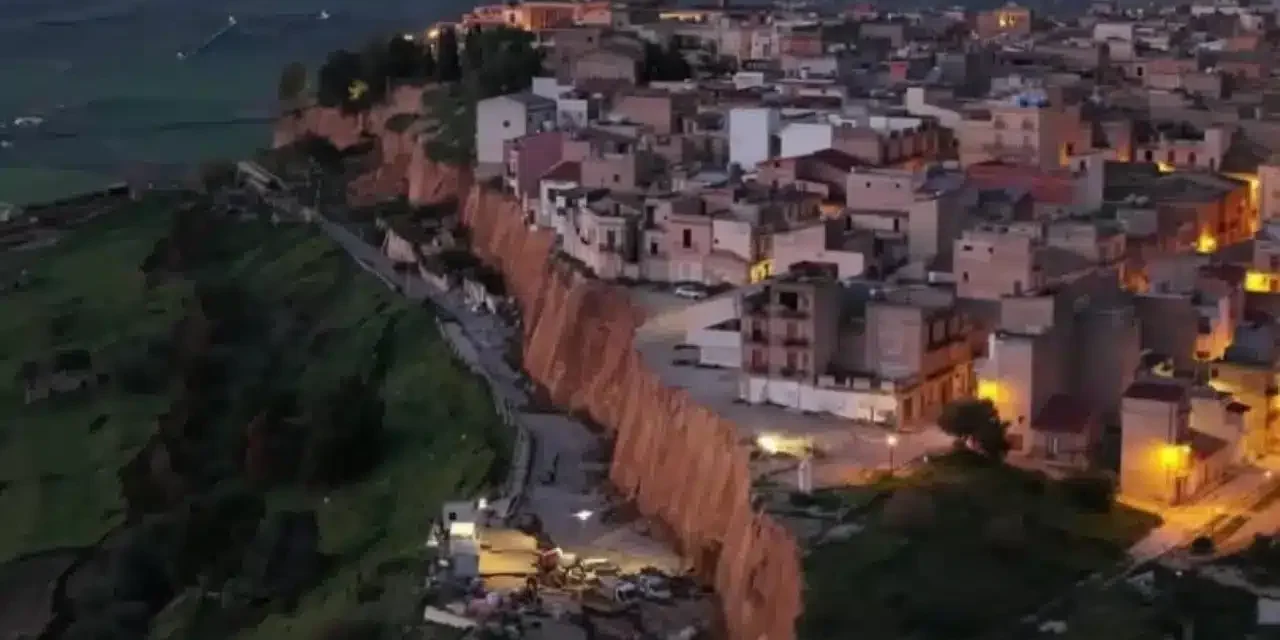 Niscemi: 25 chilometri quadrati off limits per la frana “più grande del Vajont”