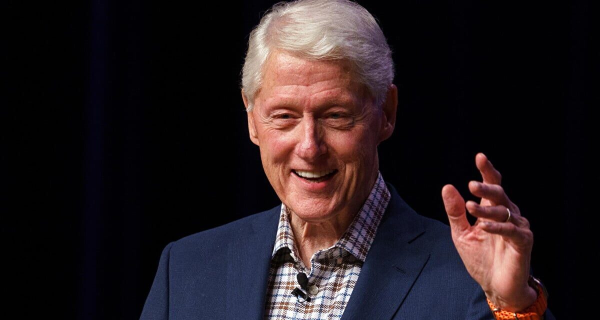 Bill Clinton su Epstein: “Non sapevo nulla dei suoi crimini”, tensione con Trump
