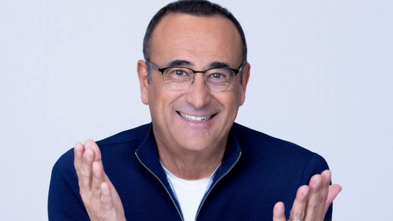 Sanremo 2026, Meloni assente e omaggio a Pippo Baudo: il Festival di Carlo Conti