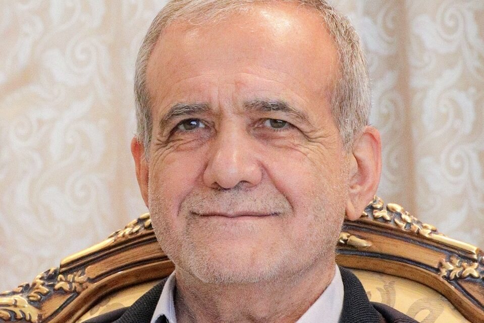 L’Iran dopo la morte di Khamenei guidata da un triumvirato formato dal presidente e due alti funzionari