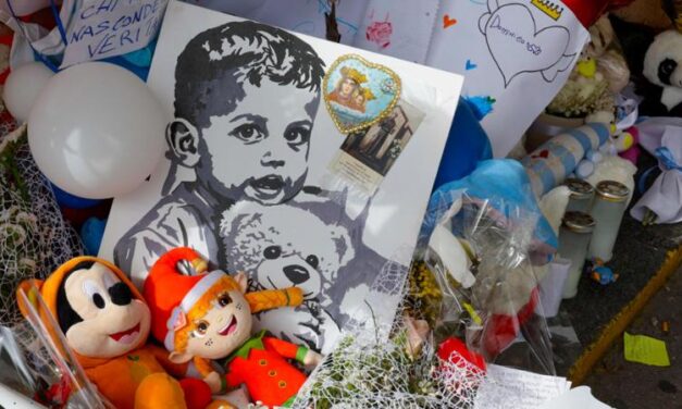 Napoli. Nel caso del piccolo Domenico indagati due medici anche per falso