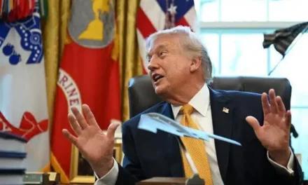 Trump torna a minacciare Cuba: «Posso prenderla o liberarla»